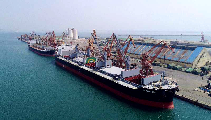 （新闻图）30,000 tonnes White MOPs arrived at Yantai Port, China.jpg